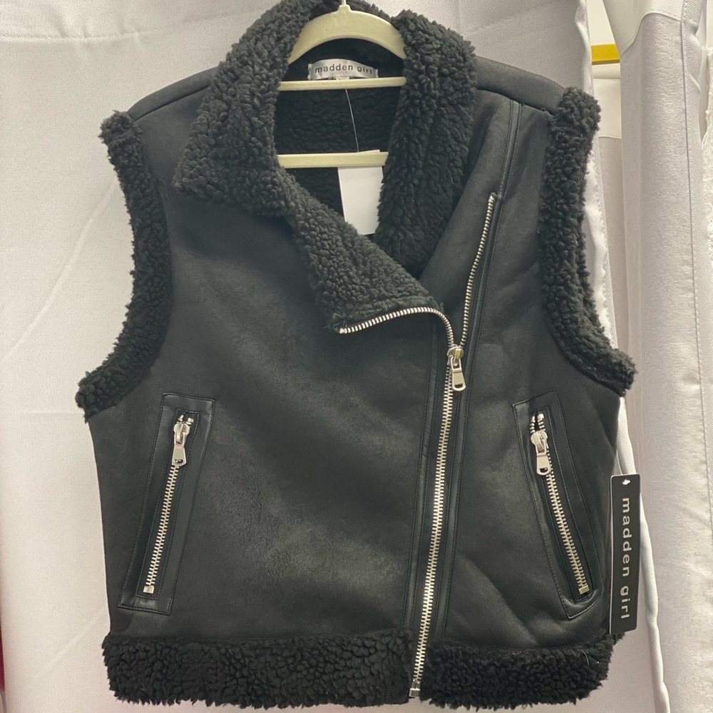 Madden Girl Black Faux Shearling Vest with Zipper Accents